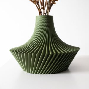 Kitan Short Vase